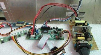 电视开机有高压，指示灯一闪一闪，但无声无光，关机有瞬间闪白光