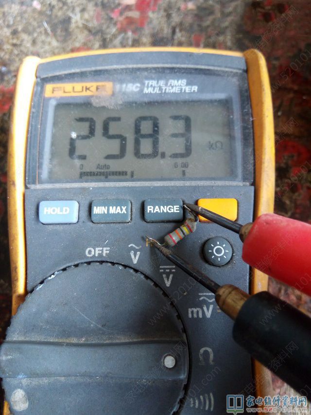 崩腾PC20NAF电滋炉,客户说不加温,在我维修中心里边插电
