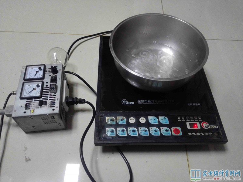 电脑主板上的C945 Y