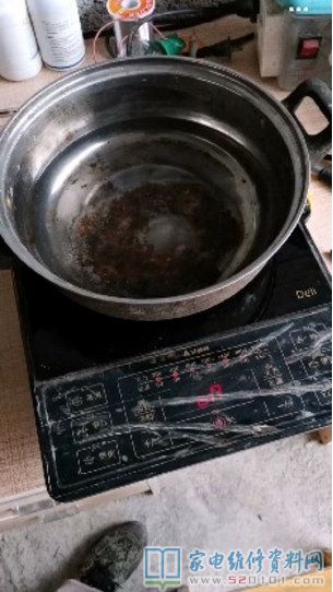 艾美特电磁炉,常见故障表现为不检锅,拆卸电滋炉,查验300V