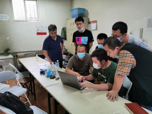 京东智联云团队驻场部署系统